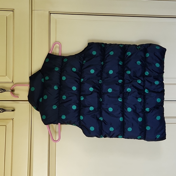 Old Navy Kids Puffer Vest,  Navy Blue with Green Dots , Size (M) - Picture 2 of 6
